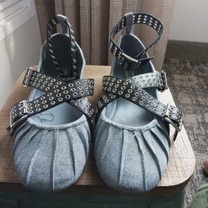 Light Denin Flats by Steve Madden